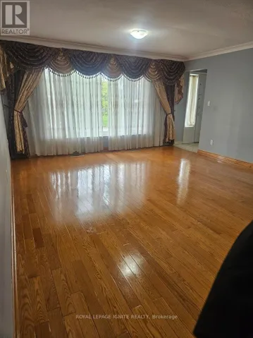 MAIN - 16 CICERELLA CRESCENT, Toronto (Bendale), Ontario M1K5B5