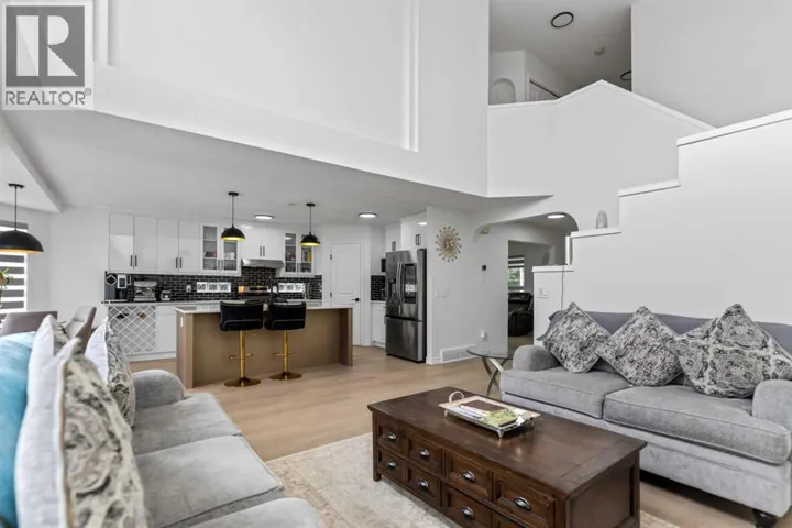 7 Country Hills Park NW, Calgary, Alberta T3K5C8