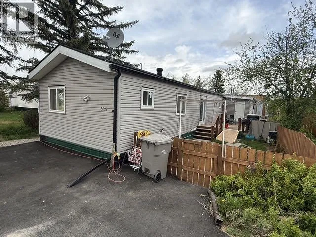 315 Minto Street, Granum, Alberta T0L1A0
