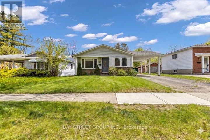 66 AMOS AVENUE, Waterloo, Ontario N2L5G3