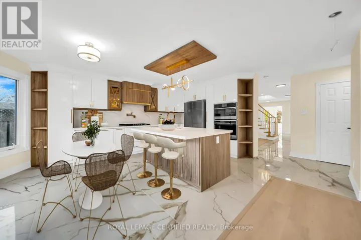 5016 NATKARNI CRESCENT, Mississauga (East Credit), Ontario L5V1L2