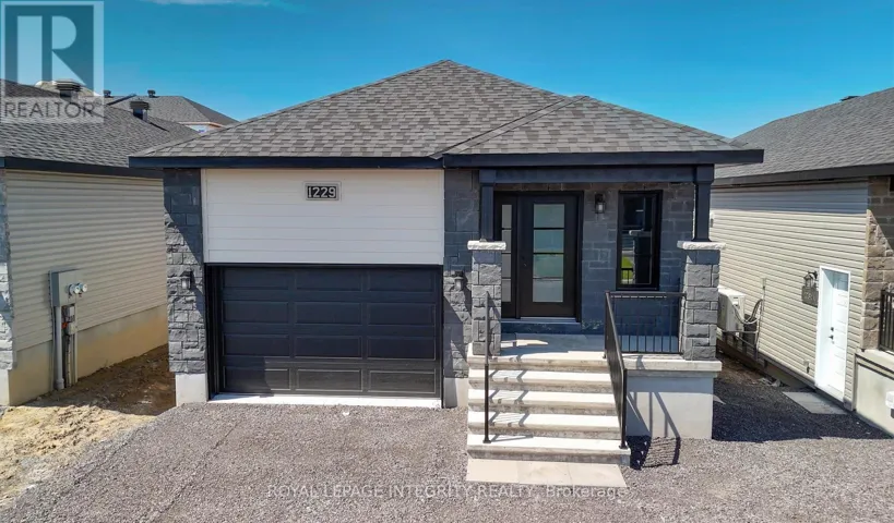1229 MONTBLANC CRESCENT, Russell, Ontario K0A1W0