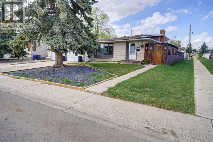 664 49 Avenue W, Claresholm, Alberta T0L0T0