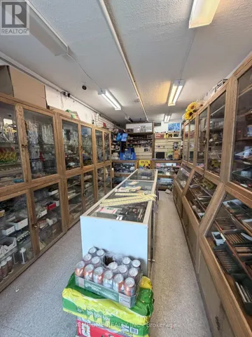 5429 YONGE ST STREET, Toronto (Willowdale East), Ontario M2N5R6