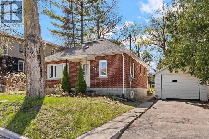 218 FRASER STREET, Pembroke, Ontario K8A1X5