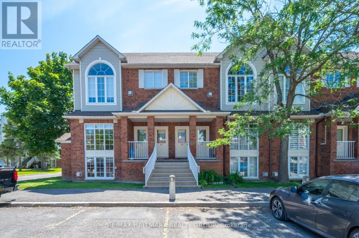 1 - 82 BRISTON PRIVATE, Ottawa, Ontario K1G5P6