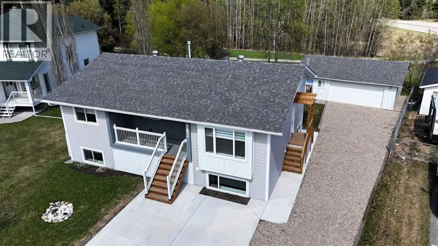 5108 18 Avenue, Edson, Alberta T7E1X3