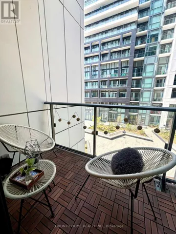 214 - 60 PRINCESS STREET, Toronto (Waterfront Communities), Ontario M5A2C7