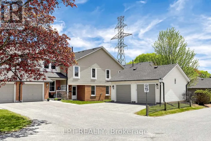 32 - 1055 CENTRAL PK BOULEVARD N, Oshawa (Centennial), Ontario L1G7M4