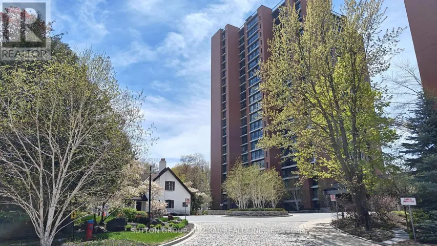 1608 - 1400 DIXIE ROAD, Mississauga (Lakeview), Ontario L5E3E1
