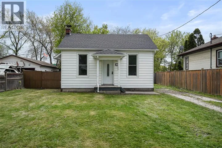 867 Devine STREET, Sarnia, Ontario N7T1X3