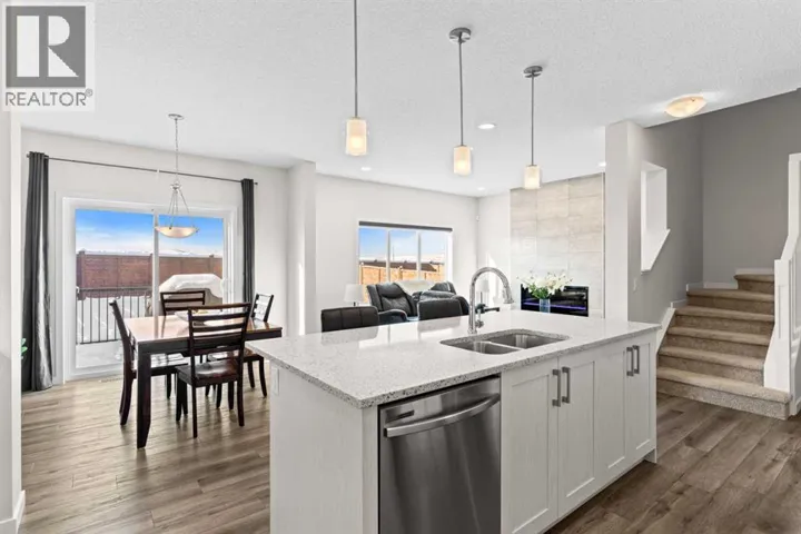 492 Chinook Gate Square SW, Airdrie, Alberta T4B4W1