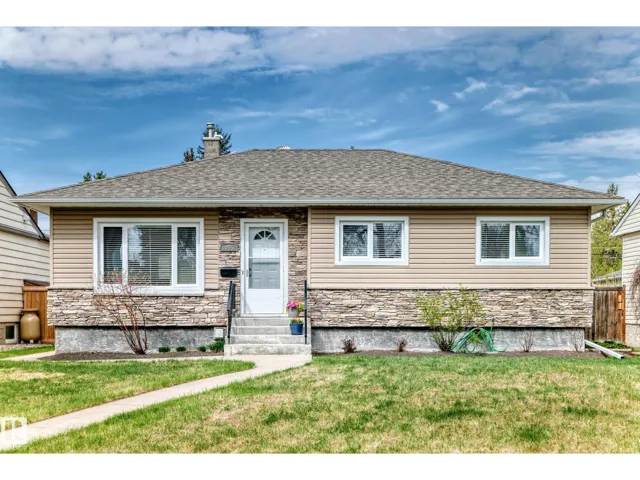 10652 144 ST NW NW, Edmonton, Alberta T5N2V6