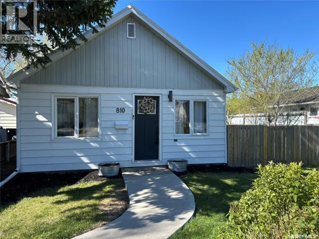 810 1st STREET, Estevan, Saskatchewan S4A0G3