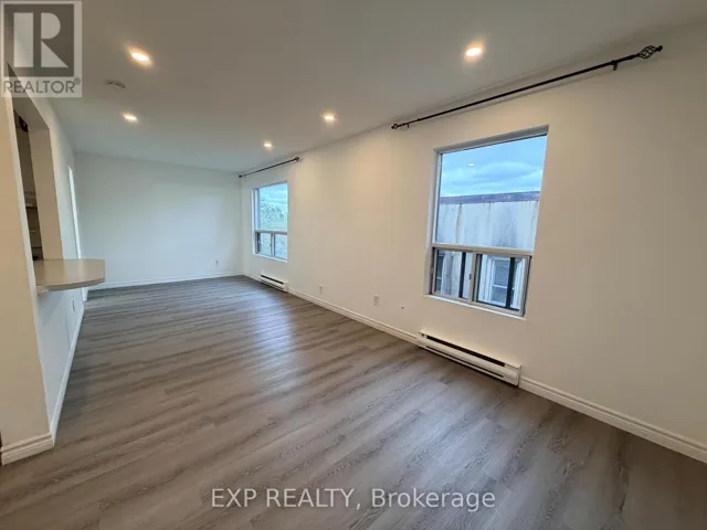 12 - 102 GREENSIDES AVENUE, Toronto (Wychwood), Ontario M6C1B9