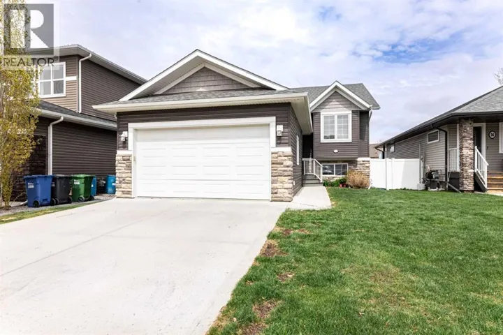 52 Vancouver Crescent, Red Deer, Alberta T4R0N6