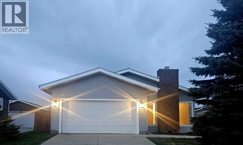 112 Barrett Drive, Red Deer, Alberta T4R1J3