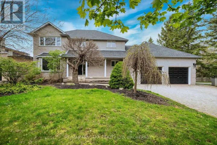 2 MCCLURE CRESCENT, Thorold (Confederation Heights), Ontario L2V4B6