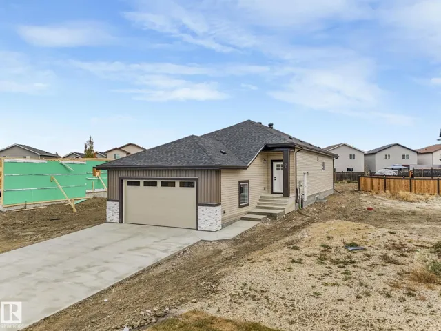 36 Dalquist BA, Leduc, Alberta T9E1N7