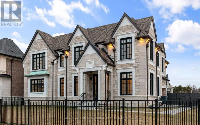 29 BALLYCONNOR COURT, Toronto (Bayview Woods-Steeles), Ontario M2M4C6