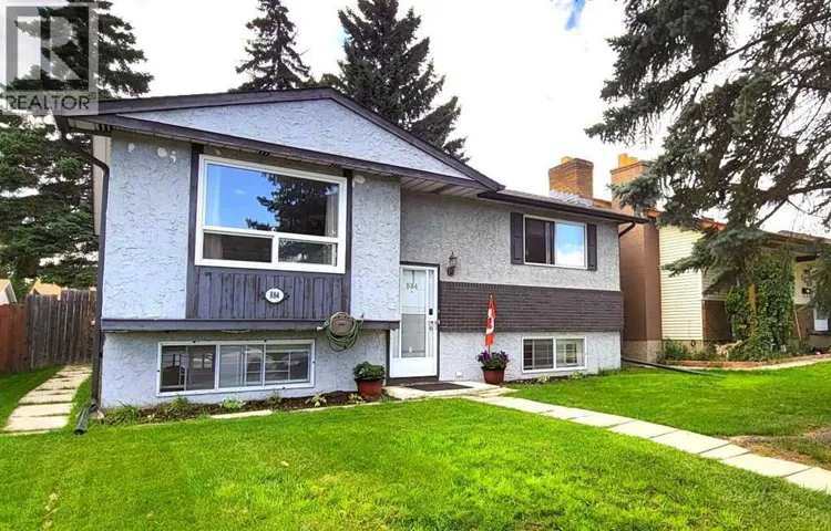 884 Rundlecairn Way NE, Calgary, Alberta T1Y2R7