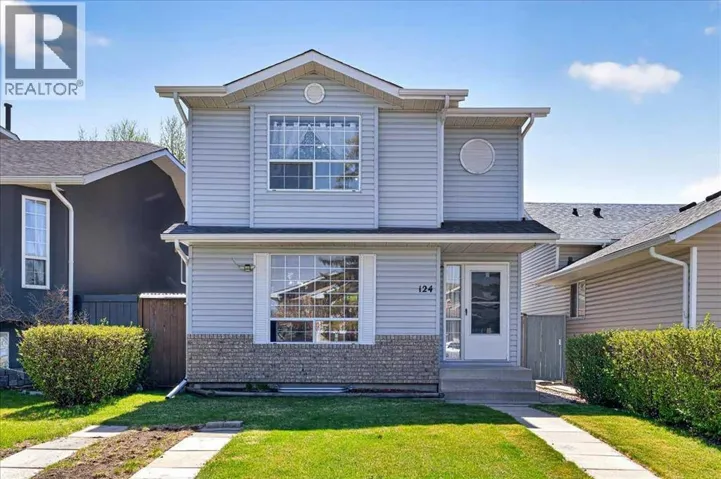 124 Martinwood Court NE, Calgary, Alberta T3J3H2