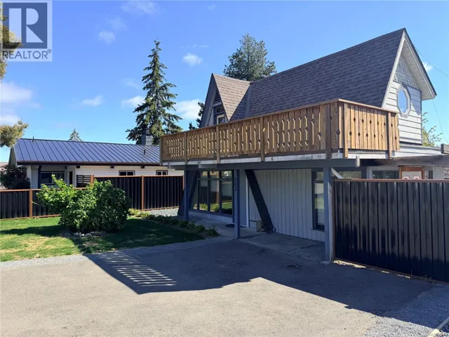 302 Willow St, Parksville, British Columbia V9P1C7