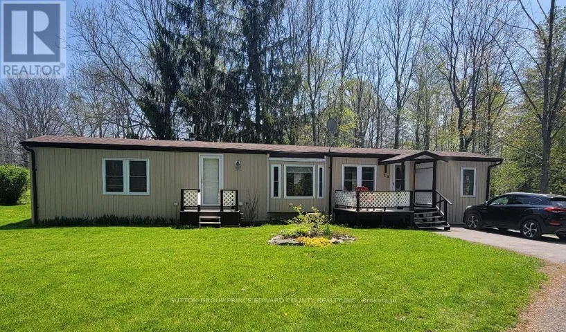 UNIT 28 - 528 COUNTY ROAD 10 ROAD, Prince Edward County (Hallowell Ward), Ontario K0K2T0