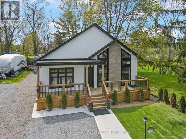 8 ADELAIDE STREET, Fort Erie (Lakeshore), Ontario L2A5K5
