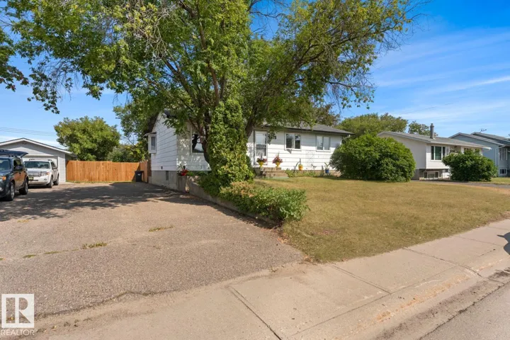 4518 51 AV, Cold Lake, Alberta T9M1Z1