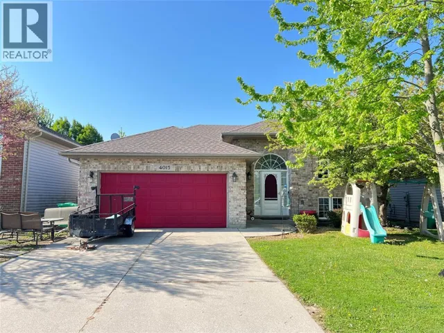 4015 Applewood DRIVE, Petrolia, Ontario N0N1R0