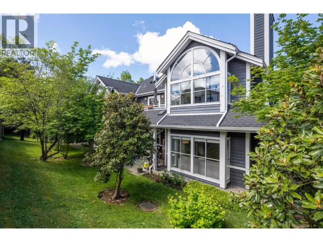111 2960 E 29TH AVENUE, Vancouver, British Columbia V5R5Z5