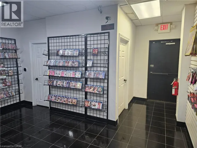 6580 LUNDY'S Lane, Niagara Falls, Ontario L2G1V2