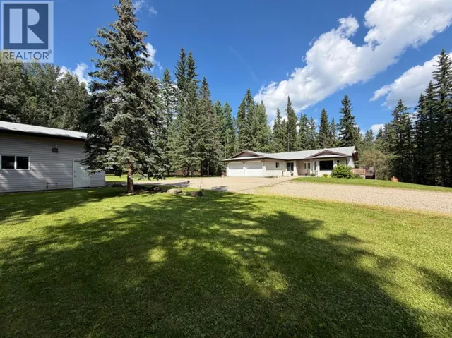 53404A HIGHWAY 748 E, Rural Yellowhead County, Alberta T7E3S9