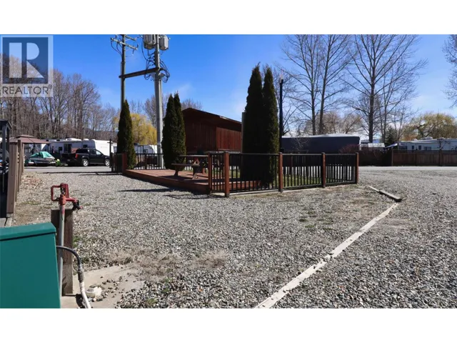 62 Cottonwood Drive, Lee Creek, British Columbia V0E1M4