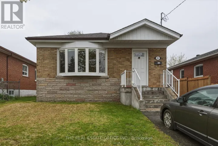 51 GILROY DRIVE, Toronto (Dorset Park), Ontario M1P1Z8