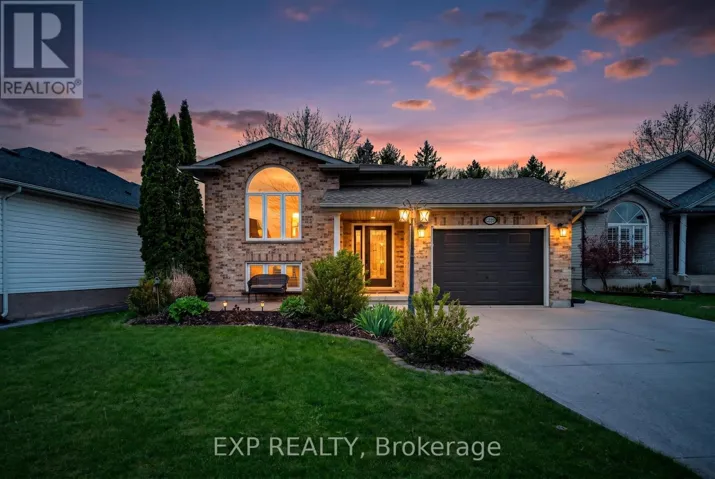 7789 ASCOT CIRCLE, Niagara Falls (Ascot), Ontario L2H3H1