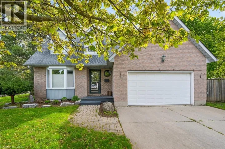 37 ENFIELD Drive, Cambridge, Ontario N1P1A5