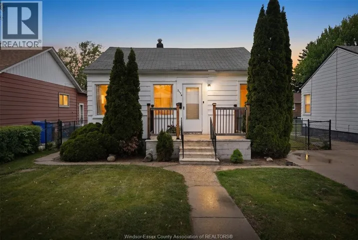 3174 Manchester ROAD, Windsor, Ontario N9C1X8