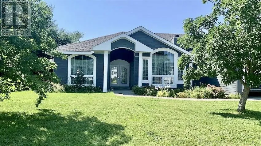 33 Colonial Avenue, Stephenville, Newfoundland & Labrador A2N1Y7