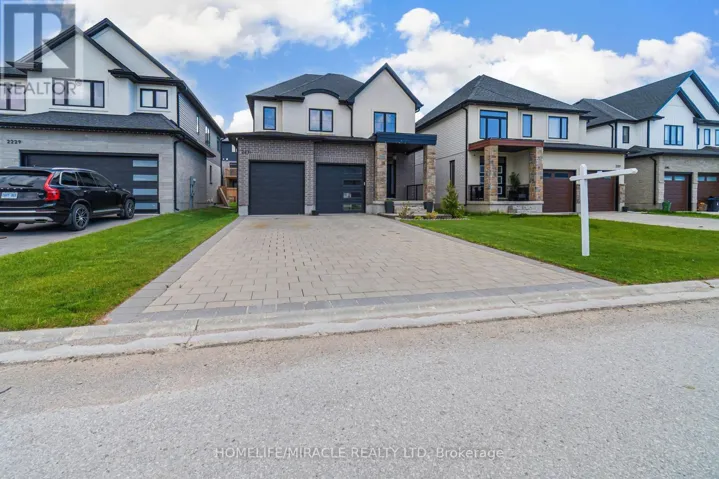 2231 LINKWAY BOULEVARD, London South (South A), Ontario N6K0K9
