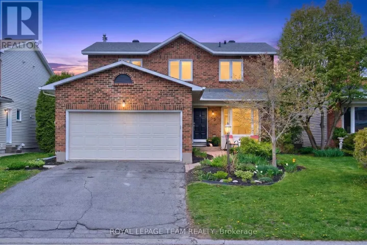 52 DRAINIE DRIVE, Ottawa, Ontario K2L3J9