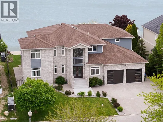 300 SHOREVIEW CIRCLE, Windsor, Ontario N8P1M7