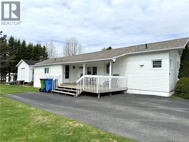 43 Le Paradis Street, Saint-Jacques, New Brunswick E7B1T9