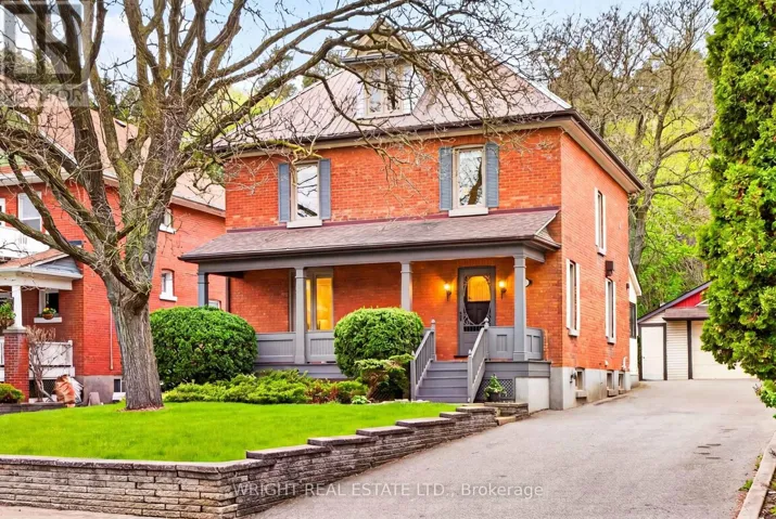 44 WALLACE STREET, Vaughan (West Woodbridge), Ontario L4L2P3