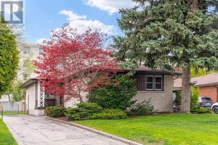 36 HESKETH COURT, Toronto (Victoria Village), Ontario M4A1M6