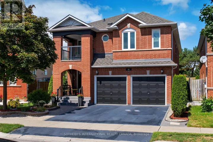 52 MONTEITH CRESCENT, Vaughan (Maple), Ontario L6A3M9