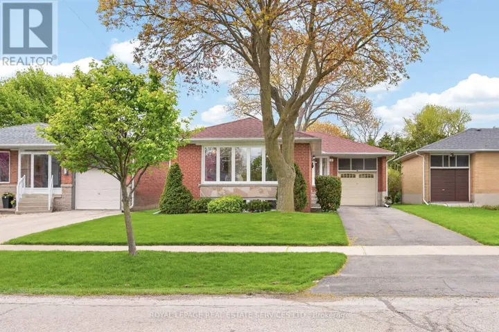 49 STEVENHARRIS DRIVE, Toronto (Markland Wood), Ontario M9C1V2