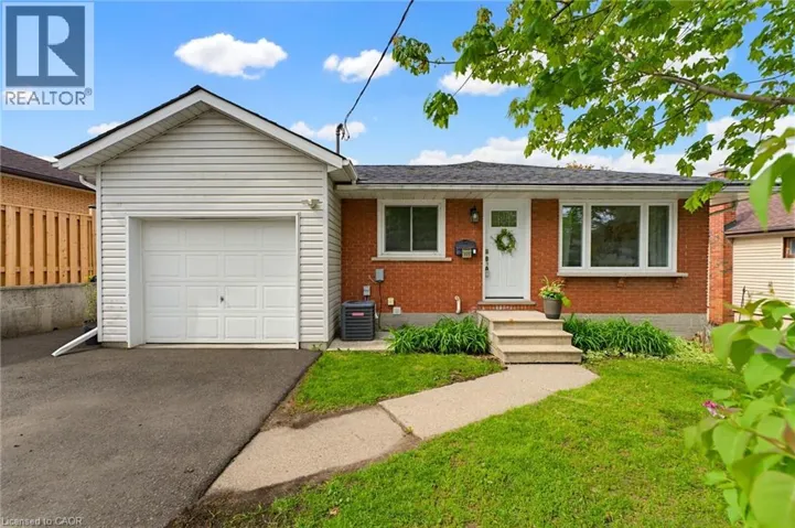 322 MOORE Street, Cambridge, Ontario N3H3A7