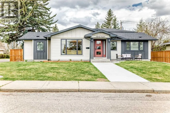 19 Mackay Drive SW, Calgary, Alberta T2V2A3